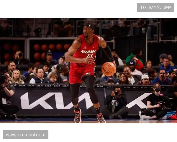 热火首节三分12中1仍43分血洗公牛，阿德巴约20+9主导攻防